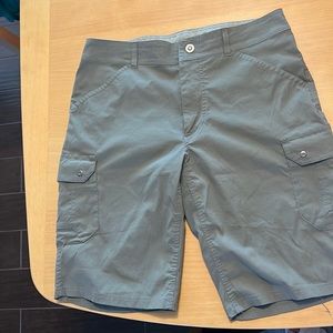 KUHL men’s khaki/green shirt size 34